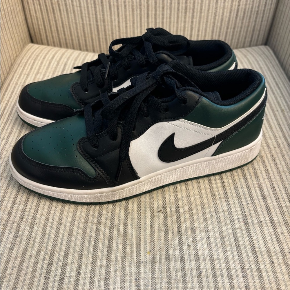 Nike Air Jordan Low